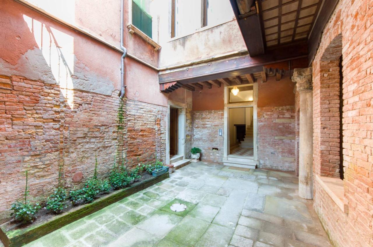 Residenza La Torretta Apartment Venice Exterior photo